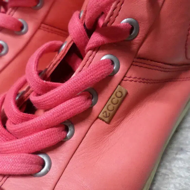 [BUNJANG] Ecco Non-Spike Golf Shoes (Red) / 후루룩구제 235 에코 ecco 논스파이크 골프화 레드 중고 신발