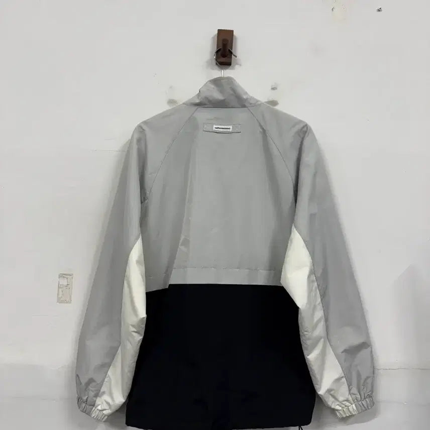 [BUNJANG] Who.A.U Color Block Windbreaker Jacket / (L)후아유 배색 바람막이