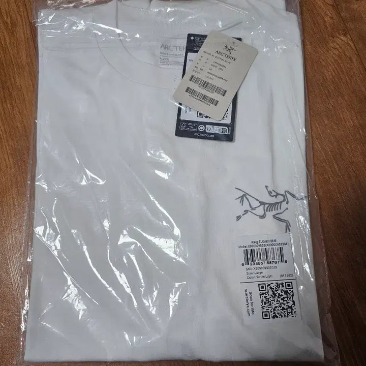 [SOLD OUT] 아크테릭스 크레그 SL 반팔 티셔츠 화이트 L