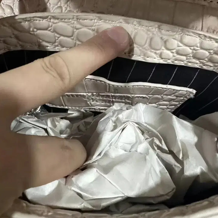 [BUNJANG] Vivienne Westwood Crossbody Bag / Vivienne Westwood가방