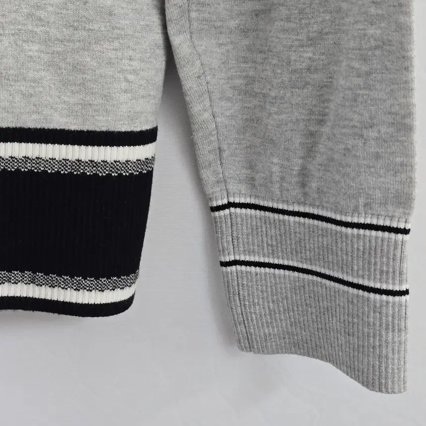 [SOLD OUT] 새상품 정가 278600 캘러웨이 여성 브이넥 단추 가디건