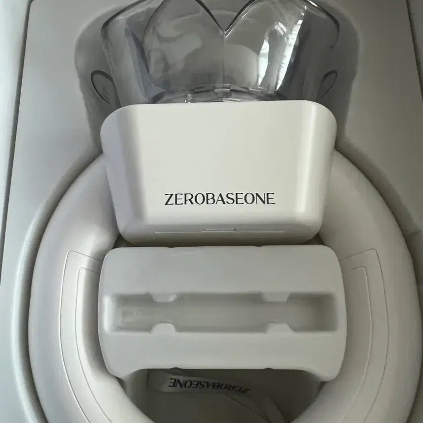 [BUNJANG] ZB1 Rose Quartz Light Stick / 제베원 응원봉 로즈링 판매