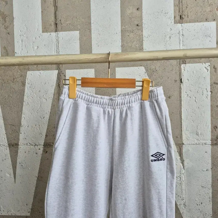 [BUNJANG] Umbro Training Jogger Pants (PT01) / 엄브로 트레이닝 조거팬츠(PT01