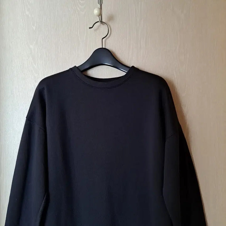 [BUNJANG] Black Lace Hem Long Sweatshirt / 검정 레이스 롱 맨투맨 티셔츠