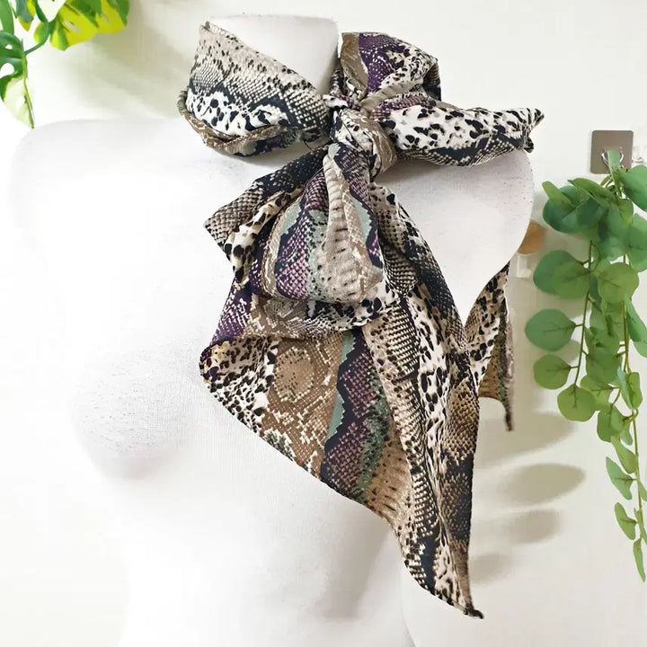 [BUNJANG] CC Collect Snake Skin Scarf Beige / 씨씨콜렉트 뱀피무늬 스카프 베이지