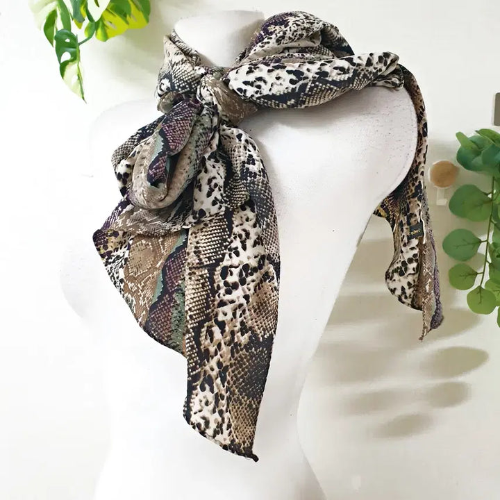 [BUNJANG] CC Collect Snake Skin Scarf Beige / 씨씨콜렉트 뱀피무늬 스카프 베이지