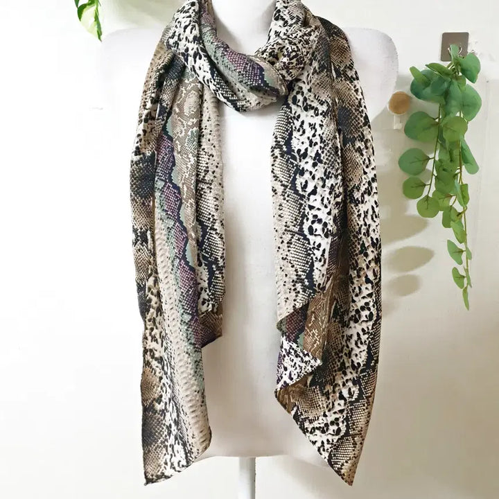 [BUNJANG] CC Collect Snake Skin Scarf Beige / 씨씨콜렉트 뱀피무늬 스카프 베이지
