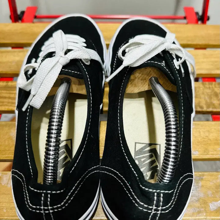 [SOLD OUT] 255) 반스 운동화 남성 남자 신발 어센틱 블랙 캔버스