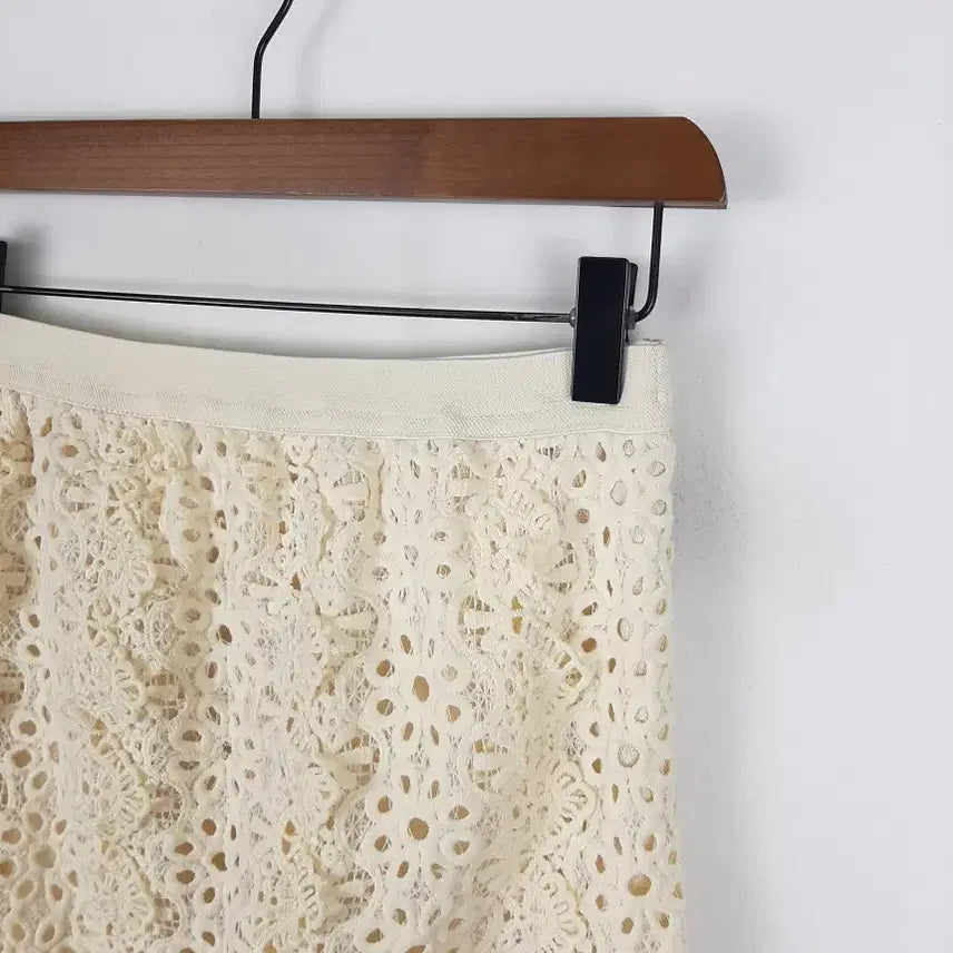 [BUNJANG] PPB Studio Lace Hem Bending Skirt / PPB스튜디오 레이스 밑단포인트 밴딩스커트