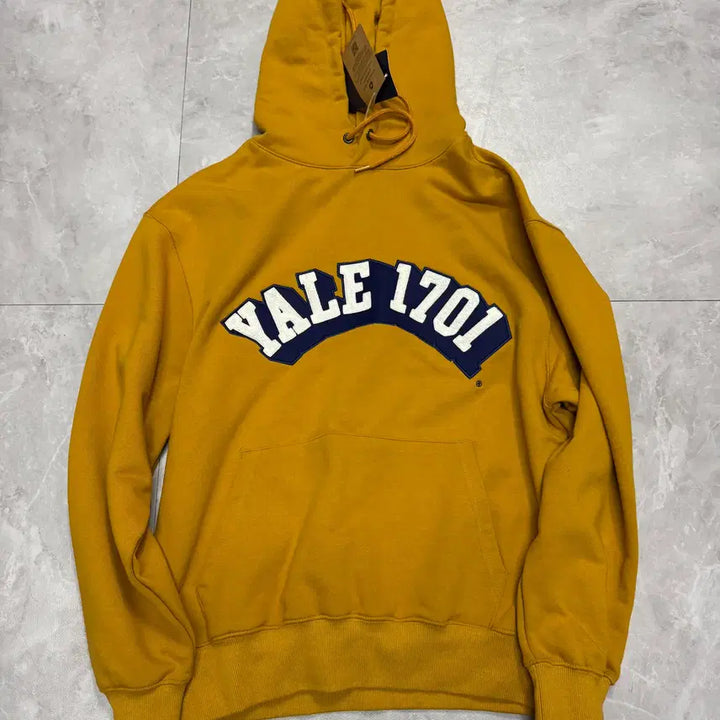 [BUNJANG] Yale Unused Crewneck / 95 예일 YALE 미사용