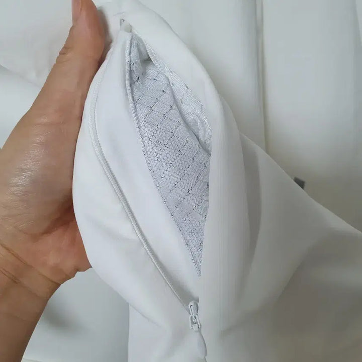 [BUNJANG] Adidas White Three Stripes Hooded Windbreaker XS / 허리쏙)아디다스 흰색 삼선 후드 바람막이 xs