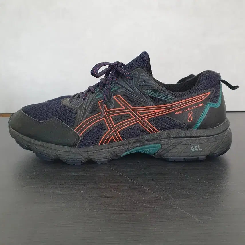 [BUNJANG] Asics Gel Venture 8 Midnight Cherry (265) Running Shoes / 아식스 젤 벤쳐 8 미드나잇 체리 (265)