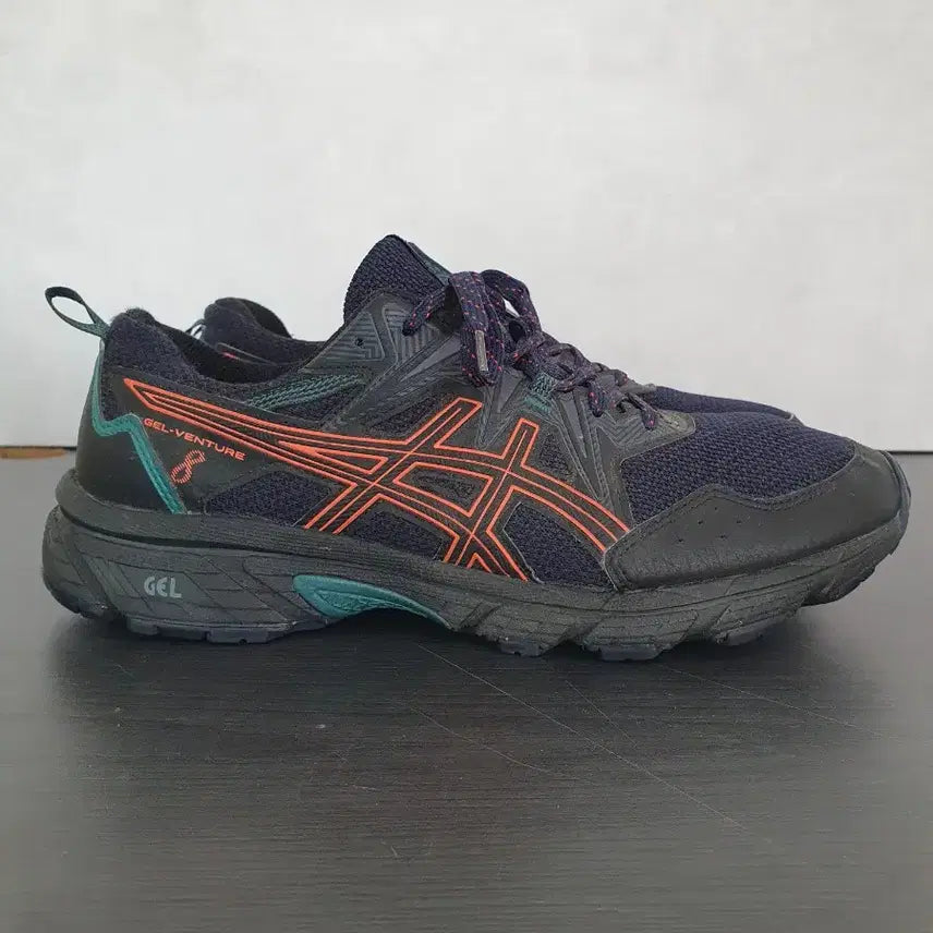 [BUNJANG] Asics Gel Venture 8 Midnight Cherry (265) Running Shoes / 아식스 젤 벤쳐 8 미드나잇 체리 (265)