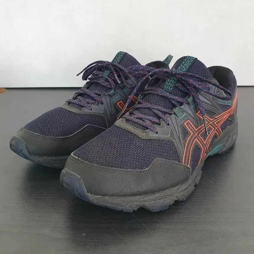 [BUNJANG] Asics Gel Venture 8 Midnight Cherry (265) Running Shoes / 아식스 젤 벤쳐 8 미드나잇 체리 (265)