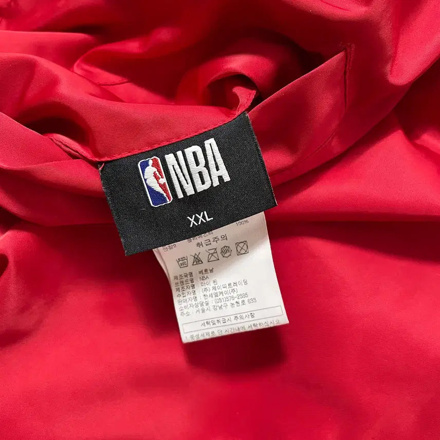 [BUNJANG] Vintage9 Chicago Bulls Reversible Varsity Stadium Jacket / 빈티지9. NBA 블루종 시카고불스 바시티 스타디움 자켓 리버시블