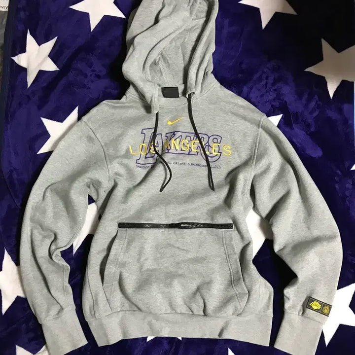 [SOLD OUT] 새상품 나이키 NBA 정품 레이커스 후드티 그레이 지퍼 후드집업 스우시