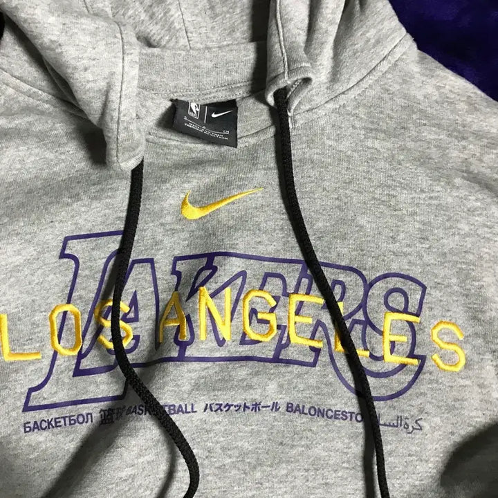 [SOLD OUT] 새상품 나이키 NBA 정품 레이커스 후드티 그레이 지퍼 후드집업 스우시
