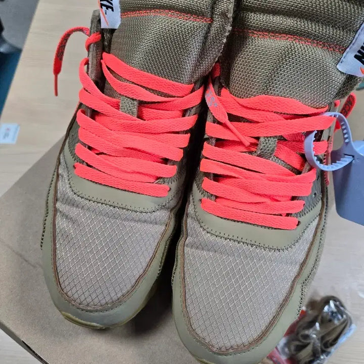 [BUNJANG] Nike Off-White Air Max 90 Desert Ore Sneakers / 나이키 오프화이트 에어맥스 90 데저트오어 275