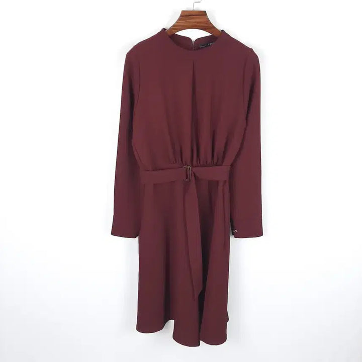 [BUNJANG] Ebuva Belted Neck Point Dress / 에부바 넥포인트 벨티드 원피스