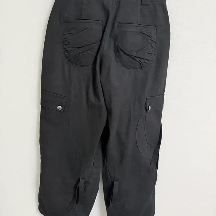 [BUNJANG] Hug Your Skin Cargo Pants / 허그유어스킨 카고팬츠
