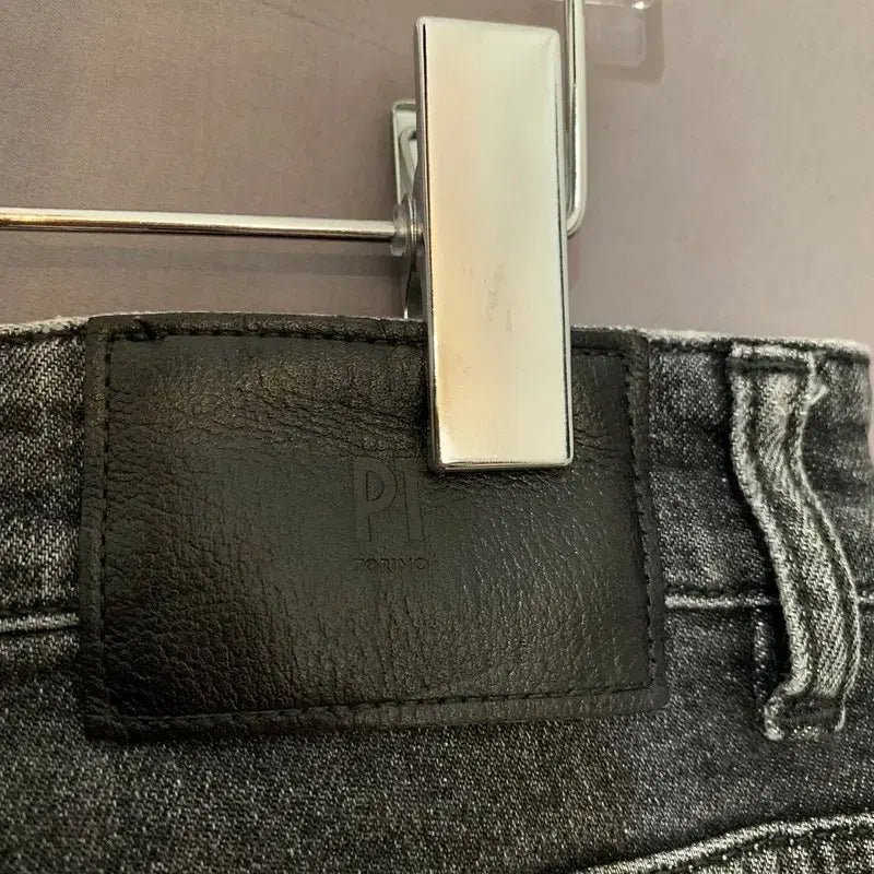 [BUNJANG] PT Torino Black Wash Denim Jeans / 30인치 PT토리노 레게 롤업 워싱 스판 흑청 데님 청바지