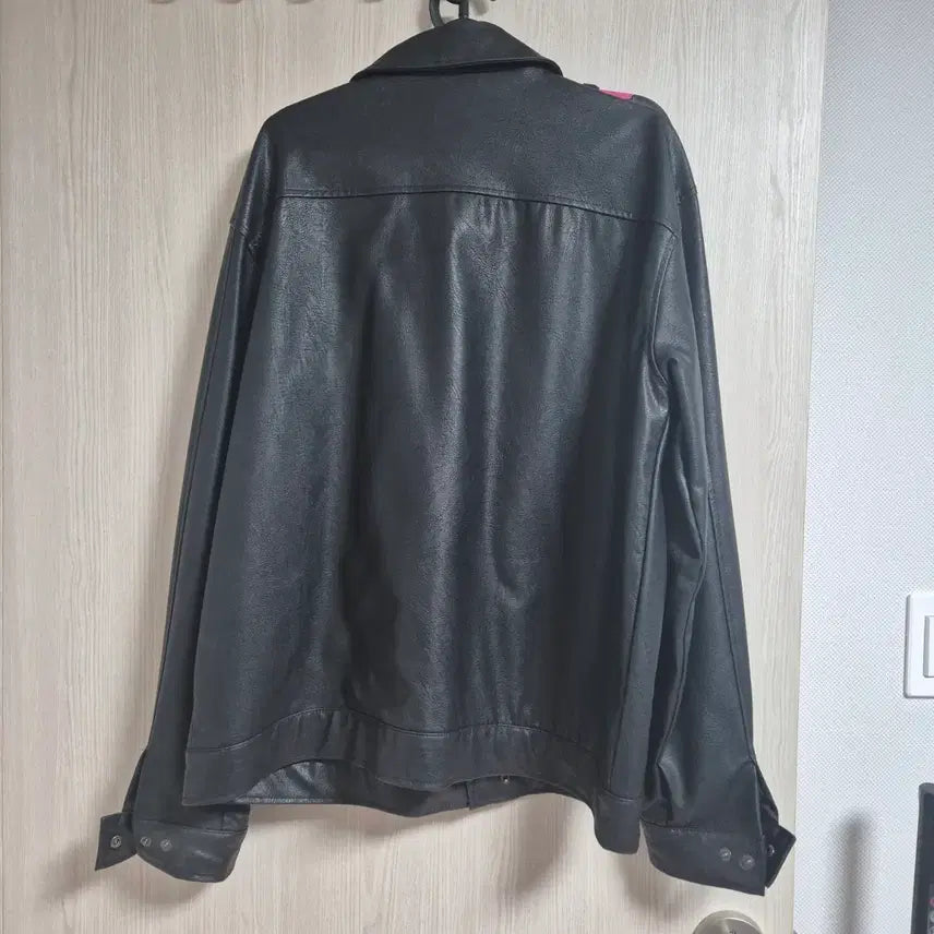 [BUNJANG] Black Faux Leather Jacket (L) / 블랙(검정) 인조 가죽 자켓 (새상품) L
