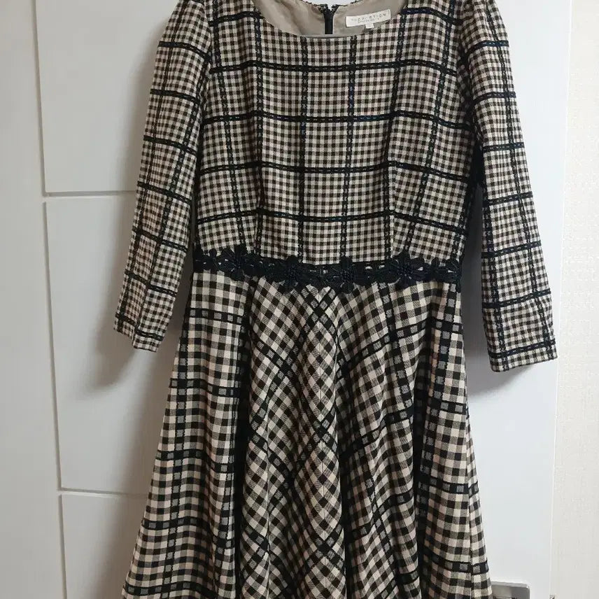 [SOLD OUT] TOCCO-LECTION 체크 플레어 원피스