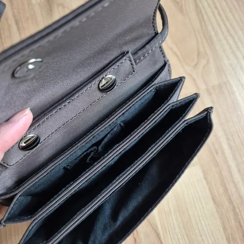 [BUNJANG] Nice Ghost Club Cross Mini Bag / 나이스고스트클럽 크로스 미니가방