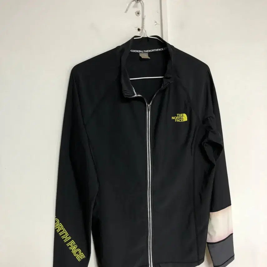 [SOLD OUT] 노스페이스 남성 래쉬가드 집업 100L@9909