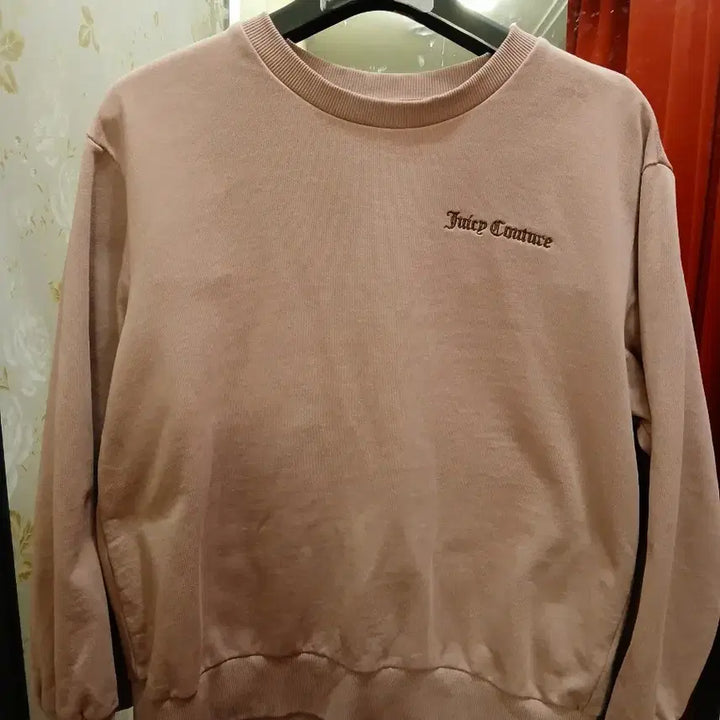 [BUNJANG] Juicy Couture Pink Sweatshirt / 7/41 쥬시 꾸뛰르 핑크 맨투맨 티셔츠