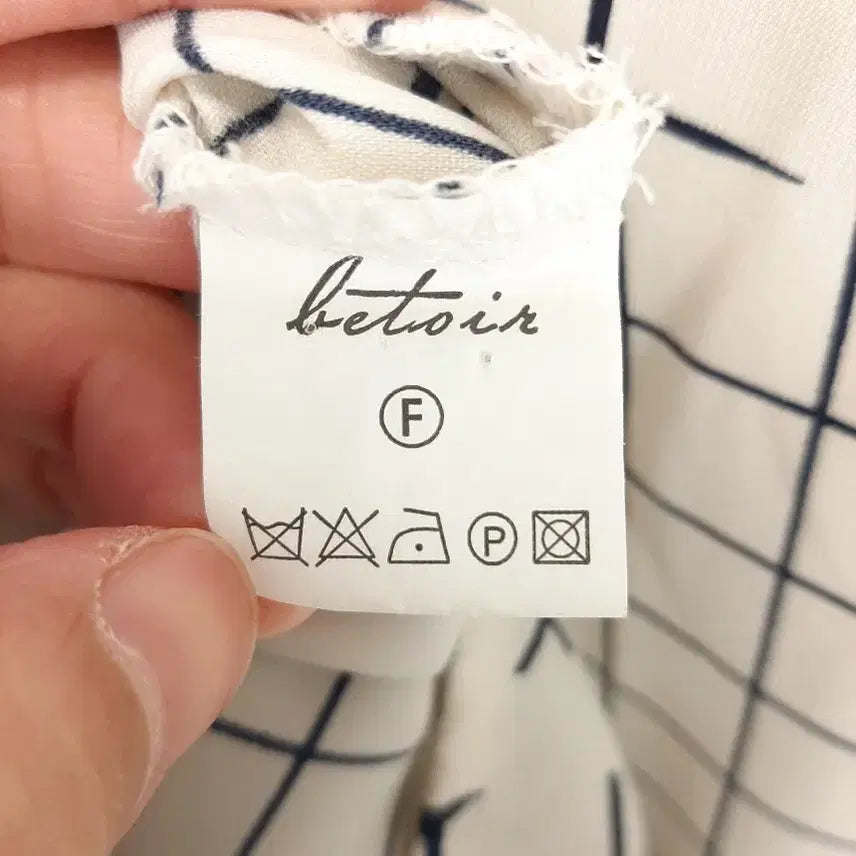 [SOLD OUT] 여성 패턴 단추원피스 F