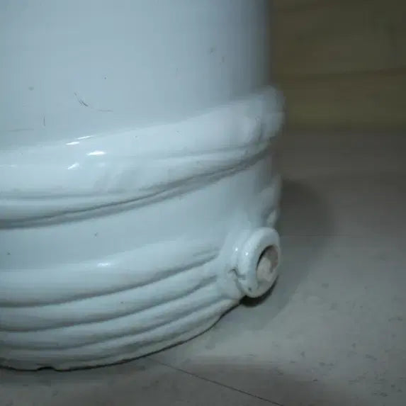 [BUNJANG] 100-Year-Old Joseon Dynasty Celadon Wine Jar / (중대형) 100년 골동품 조선시대 백자 술독 술 항아리 엔틱