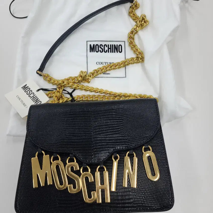 [BUNJANG] Moschino Shoulder Bag Unused / 모스키노 숄더백 미사용