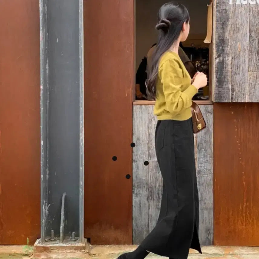 [BUNJANG] ATTRANGS H-Line Slit Long Skirt Black L / 아뜨랑스 H라인 슬릿 롱 스커트 블랙 L