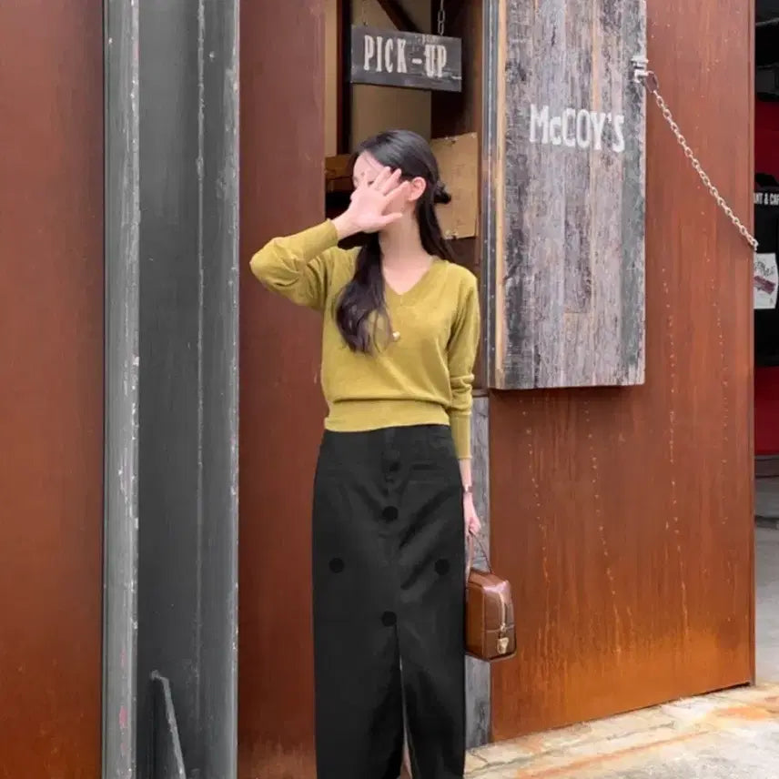 [BUNJANG] ATTRANGS H-Line Slit Long Skirt Black L / 아뜨랑스 H라인 슬릿 롱 스커트 블랙 L