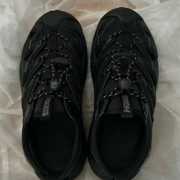 [BUNJANG] Hoka Hopara 260 Shoes / 호카호파라 260