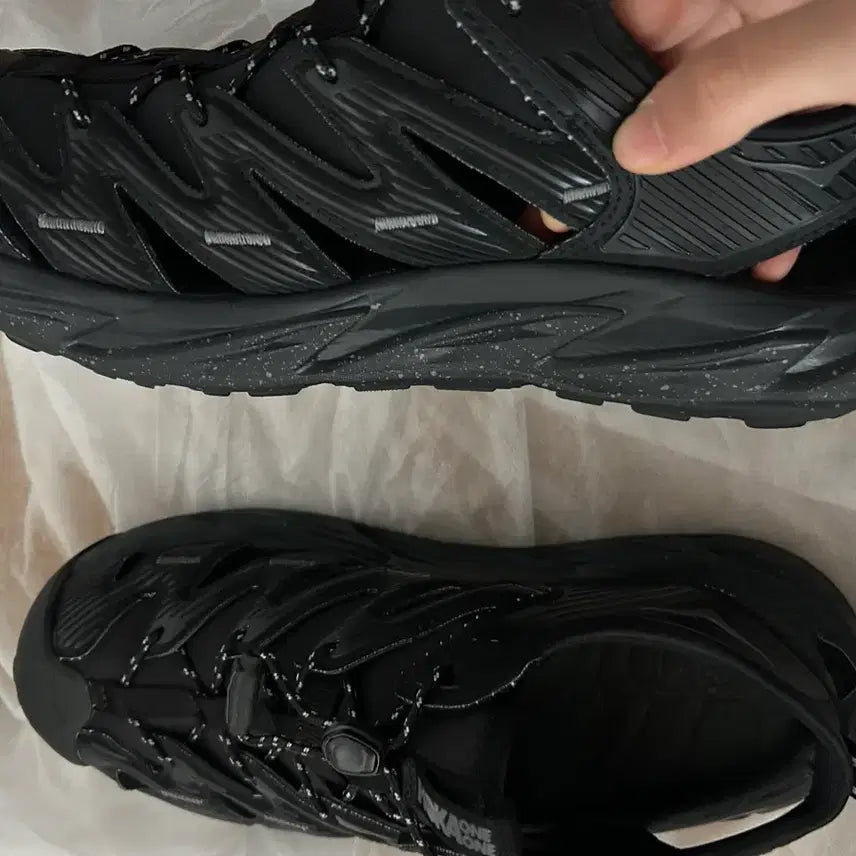 [BUNJANG] Hoka Hopara 260 Shoes / 호카호파라 260