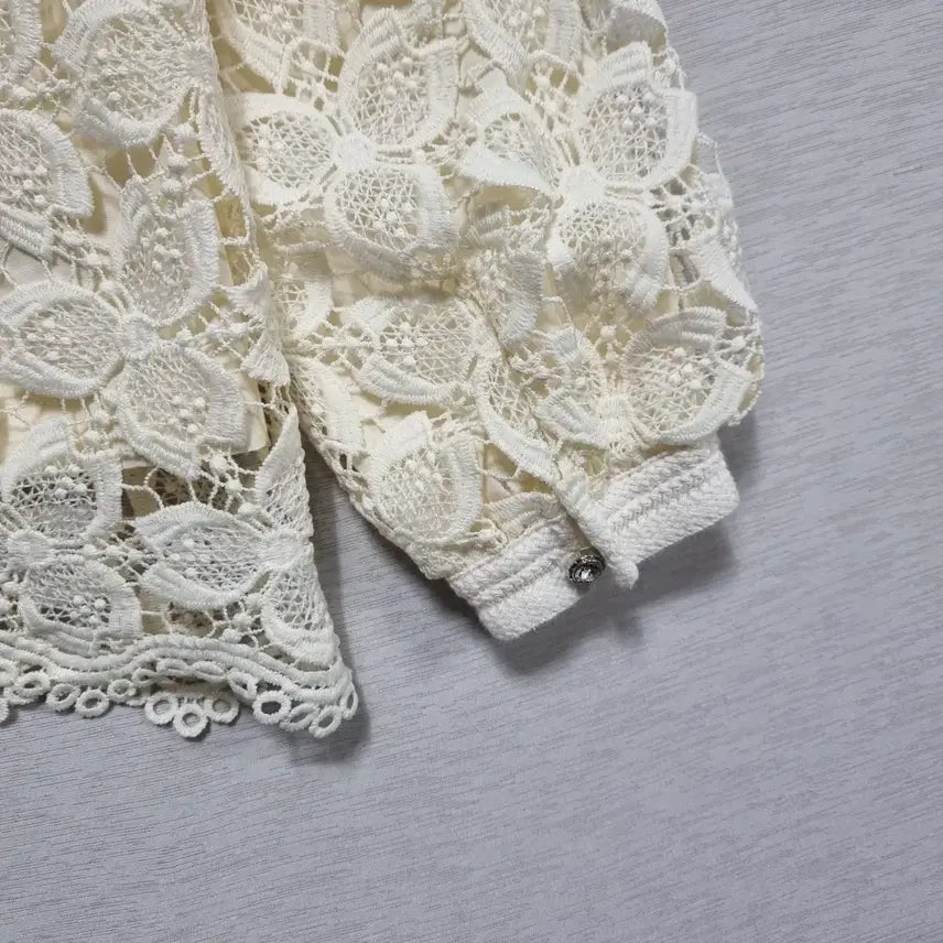 [BUNJANG] Anna Sui Lace Blouse (Women&
