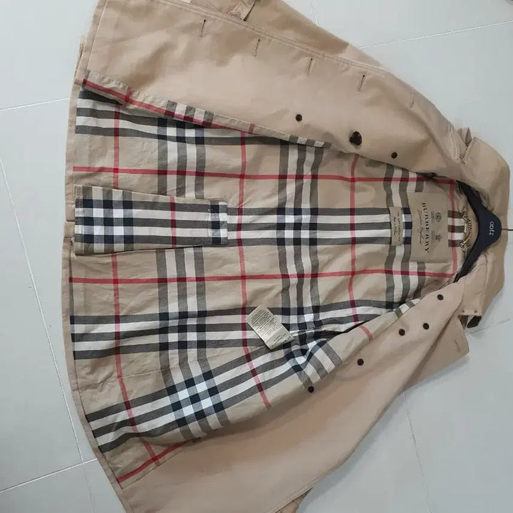 [SOLD OUT] 버버리 베이지 트렌치코트 여성 정품