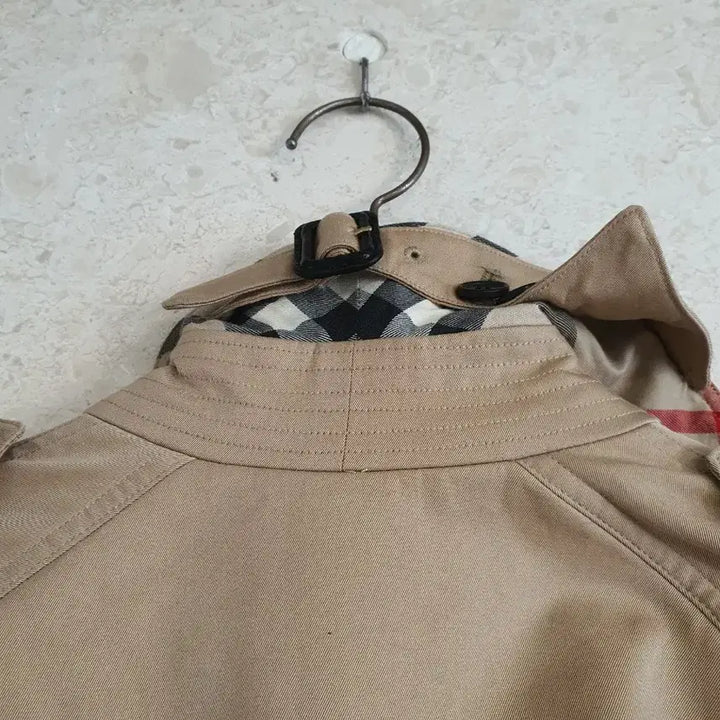[SOLD OUT] 버버리 베이지 트렌치코트 여성 정품