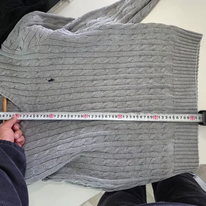 [BUNJANG] Polo Ralph Lauren Cable Knit V-Neck Sweater / 폴로 랄프로렌 브이넥 케이블 니트 그레이M