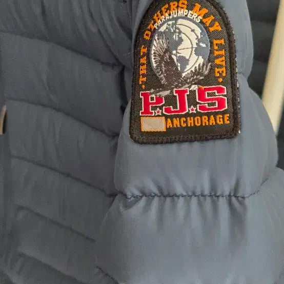 [BUNJANG] Parajumpers Lightweight Down Jacket / 파라점퍼스 경량패딩 M