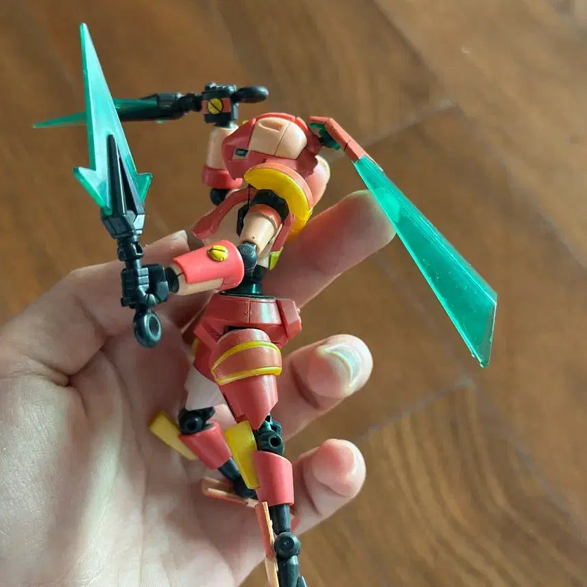 [BUNJANG] LBX Kunoichi Plastic Model / 골판지전사 LBX 쿠노이치 프라모델