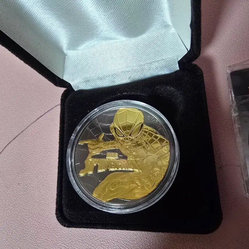 [BUNJANG] 마블 스파이더맨 1oz 은화 24K 금도금 루테늄 한정판 (투발루 201 / 마블 스파이더맨 1oz 은화 24K 금도금 루테늄 한정판 (투발루 201