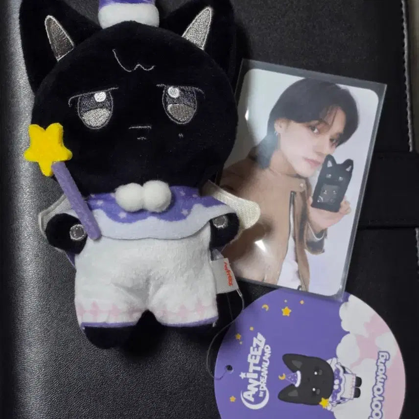 [BUNJANG] ATEEZ Wooyoung Dreamland Photocard / 에이티즈 애니티즈 드림랜드 우요냥 (포카포함)
