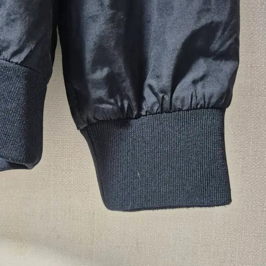 [BUNJANG] Balmain Korean Text Windbreaker Jacket / 발망 한글텍 바람막이 V넥