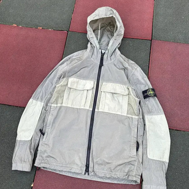 [BUNJANG] Stone Island Nylon Metal Jacket / 스턴아일랜드 나일론 메탈 자켓 S(95-100)정품