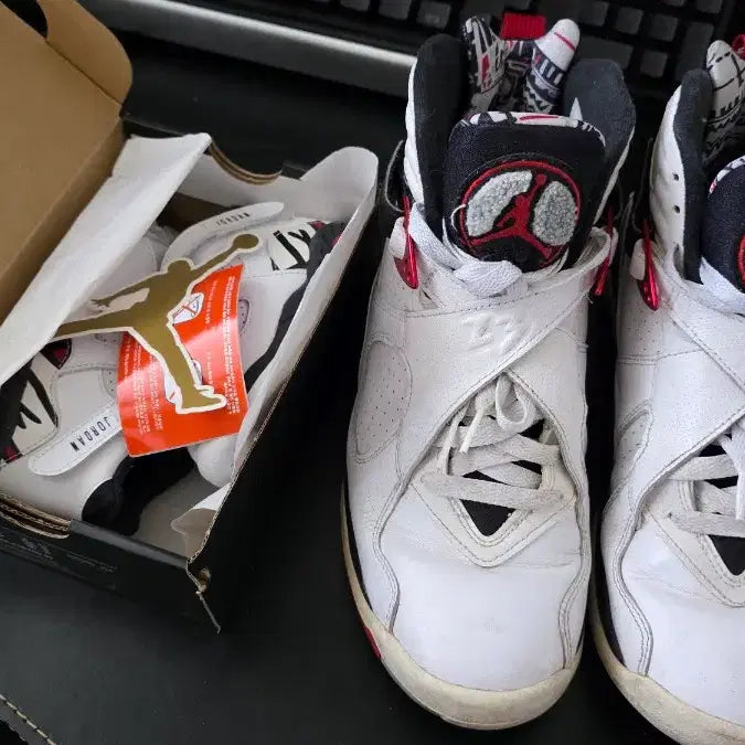 [BUNJANG] Nike Jordan 8 Retro Alternate Family Pack Shoes / 조던8 retro 얼터네이트 패밀리팩 260,120mm