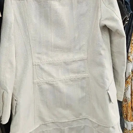 [BUNJANG] Issey Miyake Ivory Denim Coat / 이세이미야케 코트