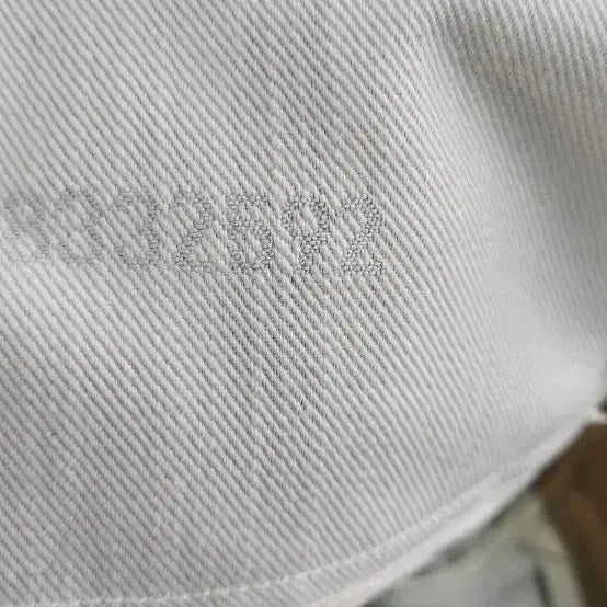 [BUNJANG] Issey Miyake Ivory Denim Coat / 이세이미야케 코트